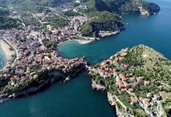 Batı Karadeniz'in incisinde rekor: Amasra'yı ilk 8 ayda 1 milyondan fazla turist ziyaret etti!
