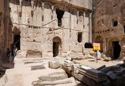 Güzelyurt’ta 1640 yıllık tarih: Manastır vadisi geçmişe kapı aralıyor