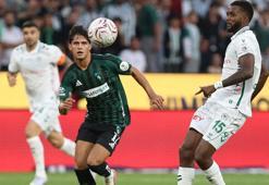 Konyaspor - Kocaelispor maçında açılış ev sahibinden kapanış misafirden