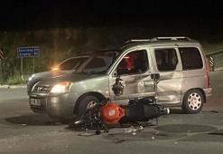 Motosiklet ile otomobilin çarpıştığı kazada 3 kişi yaralandı