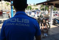 Antalya'da denizde mahsur kalan 15 yaşındaki kız çocuğu kurtarıldı