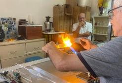 30 yıl laboratuvar malzemesi üretti, emeklilikte cam ustası oldu! Hikayesi şaşırttı