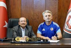 Gaziantep FK teknik direktör Orhan Ak ile sezon sonuna kadar sözleşme imzaladı