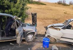 İki otomobilin çarpışması sonucu 8 kişi yaralandı