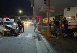 Hasta taşıyan ambulans ile otomobilin çarpıştığı kazada 6 kişi yaralandı