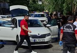 İstanbul'da kanlı pusu! Cadde ortasında otomobile kurşun yağdırdılar
