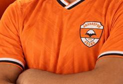 Adanaspor’un eski yıldızı takıma geri döndü