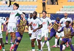 Eyüpspor - Çaykur Rizespor maçında 3 puan 2 golle geldi