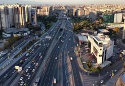 İstanbul'da eğitim öğretin döneminin ilk günü trafik yoğunluğu oluştu