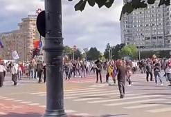 Romanya’da çiftçiler ve besiciler güvenlik güçleriyle çatıştı