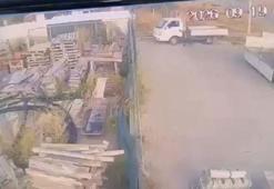 El frenini çekmediği aracın altında kalan sürücü hayatını kaybetti