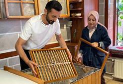 Tarımsal atıkları geleneksel yöntemlerle el yapımı kağıda dönüştürüyor