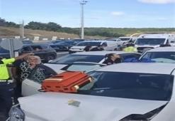 Eyüpsultan'da 4 araç birbirine girdi: 2 yaralı