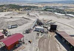 Deprem sonrası dev ekonomik hamle! Kahramanmaraş'ta 200 bin metreküp paraya dönüştü