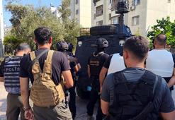 Adana'da el bombası ve tabancayla polise direnen firari hükümlü etkisiz hale getirildi!