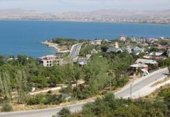 Van Gölü'nün doğal güzelliği ve silüeti için kritik uyarı! Yapılaşmada yatay mimari çağrısı
