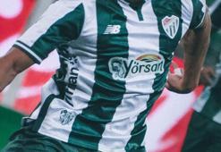 Bursaspor'un genç yıldızının 750 TL'lik maaşı gündem oldu
