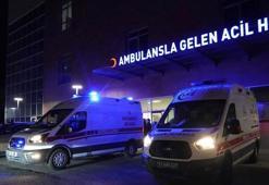 Tır ile hafif ticari araç kafa kafaya çarpıştı 2 kişi hayatını kaybetti