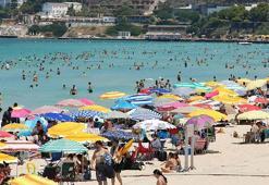 Çeşme’de yaz sezonunda oteller doldu taştı! Doluluk yüzde 100’e yaklaştı: Şimdi hedef 12 ay turizm