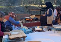 Pozantı’da minik eller üretti, veliler pişirdi: Tarladan sofraya sıkma-karpuz şenliği