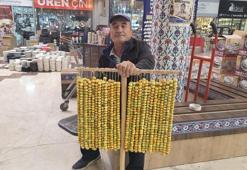 Zahmetine göre ucuz! Dağlardan toplanıyor, kilosu 50 liraya satılıyor