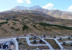 Kayseri’nin simgesine geleceğe nefes olacak hamle: Erciyes beyazdan yeşile bürünüyor