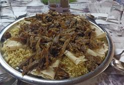 Kış lezzetinde sezon erken açıldı: Havza'da meşhur kaz tiridi tirit evlerinde yerini aldı!