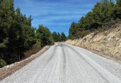 Denizli'de iki aracın yan yana geçemediği yol yenilendi: 14 kilometrelik güzergâh açıldı