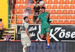 Corendon Alanyaspor - Erzurumspor FK maçında gol sesi çıkmadı