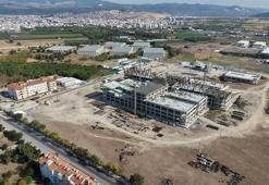Akhisar’a dev sağlık kompleksi: 450 yataklı yeni devlet hastanesi hızla yükseliyor