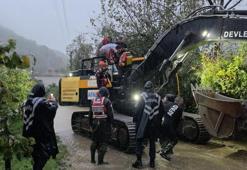 Sakarya'da felaket! Dere taştı, 48 kişi mahsur kaldı