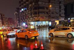Sağanak yağışlar Ankara’da hayatı olumsuz etkiledi