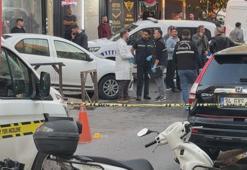 Park halindeki otomobile silahlı saldırı düzenlendi 1 kişi hayatını kaybetti