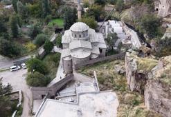 Yerüstünde cami, yeraltında 16 asırlık sır! Bin 600 yıl önce yapılmıştı hala çalışıyor: 35 basamak merdivenle iniliyor