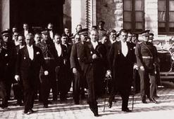 'Yarın Cumhuriyet’i İlan Edeceğiz"' sözünün hikayesi: 28 Ekim 1923 gecesi Çankaya'da ne oldu?