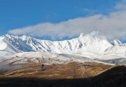 Erciyes Dağı'na kar yağdı, güzel görüntüler ortaya çıktı