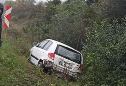 Sinop'ta otomobil şarampole uçtu kazada 4 kişi yaralandı