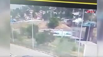 Otomobil ile kamyonet köprüden alt yola uçtu ; 1 çocuk, 3 yaralı