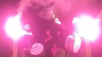 Adana'da ramazan davulcularından marşlı, meşaleli ilk sahur mesaisi