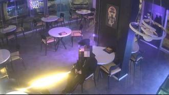 Kayseri’de 'pes' dedirten hırsızlık: Kafeyi eve çevirdi, 6 gün boyunca yedi, içti, Televizyon bile izledi!