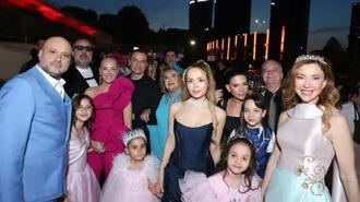 SİHİRLİ ANNEM'e festival gibi gala