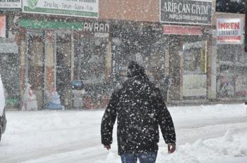 Adana'ya soğuk hava ve kar uyarısı! Sıcaklıklar düşüyor, Tufanbeyli ve yüksekler beyaz örtü altında kalacak