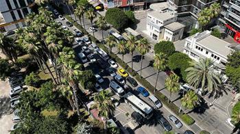 Adana trafiğinde yeni dönem! 6 kritik kavşakta prefabrik şerit ayırıcı sistemiyle kazalar azalacak!