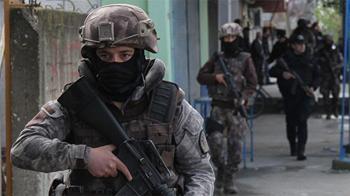 Kocaeli'de DEAŞ ve El Kaide operasyonunda 37 zanlı yakalandı