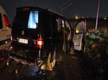 İETT otobüsü ticari araca daldı: 1 ölü 1 yaralı