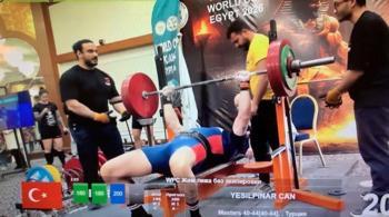 Can Yeşilpınar'dan sekizinci zafer