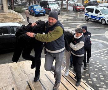 Kuyumcuya sahte altın satmak isteyen 3 kişi tutuklandı