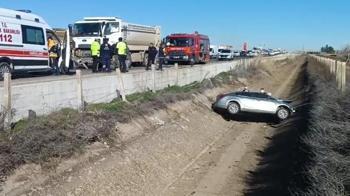 Şanlıurfa’da hafriyat kamyonuyla çarpışan otomobil kanala uçtu: 1 ölü