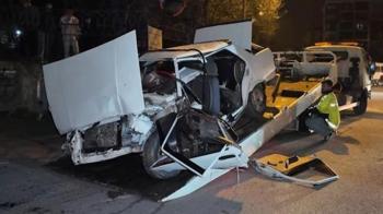 İstanbul Kartal'da feci kaza! Hurdaya dönen araçta hayatını kaybetti
