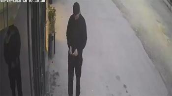 Bursa’da pizza zincirinin eski çalışanı 2 şubeyi kundakladı; o anlar kamerada